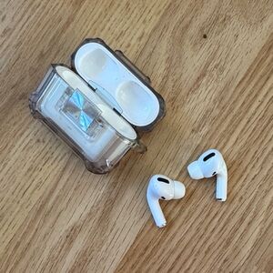 AirPods + Clear Case 🎶 2nd Gen. with noise cancellation